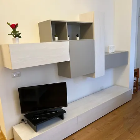 Liguria5 Apartment *
