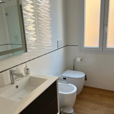 Liguria5 Apartment Bologna
